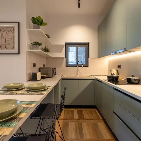 דירה Hot Tub - 5 Min To Beaches - Netflix - Full Kitchen *