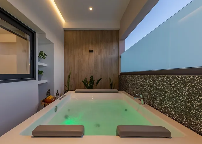 Lägenhet Hot Tub - 5 Min To Beaches - Netflix - Full Kitchen *