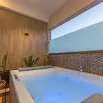 Hot Tub - 5 Min To Beaches - Netflix - Full Kitchen Апартаменти Кос