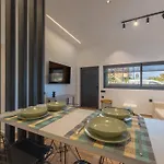 Hot Tub - 5 Min To Beaches - Netflix - Full Kitchen * Città di Kos