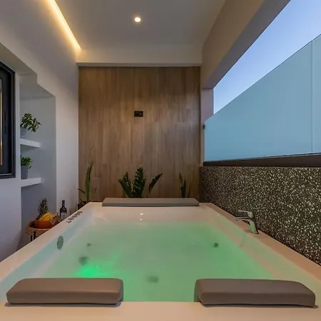 Harmonia Hideout With Hot Tub * 科斯镇