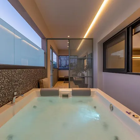 Harmonia Hideout With Hot Tub 科斯镇